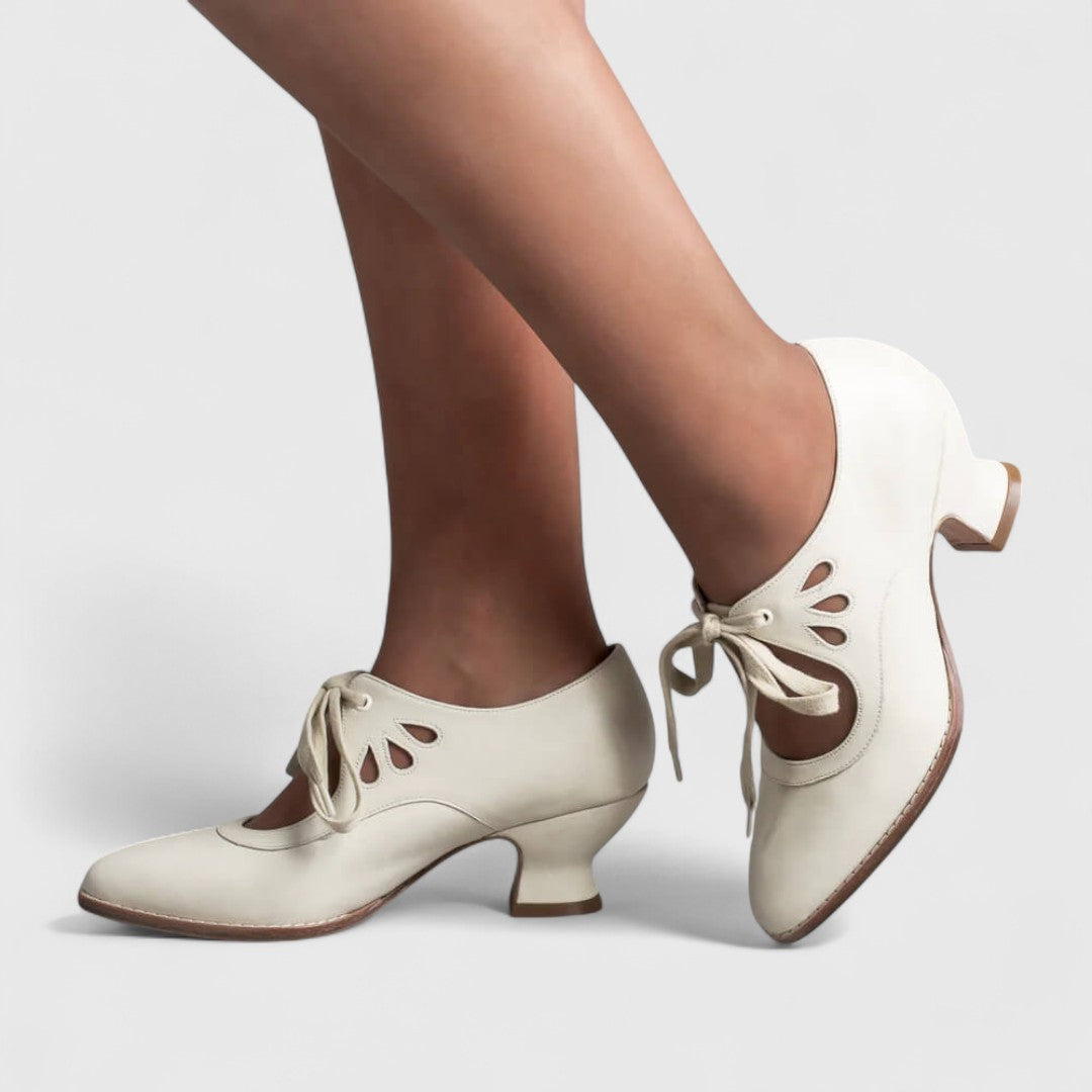 Leandra - Orthopädische Riemenschuhe